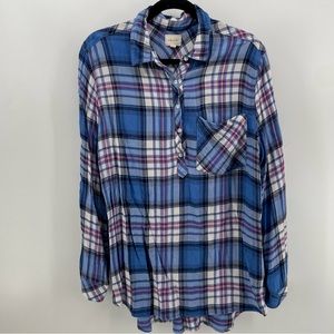 id:23 Women’s ½ Buttoned Shirt Blue Plaid Long Sleeves XL